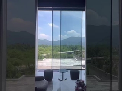 Sliding door 