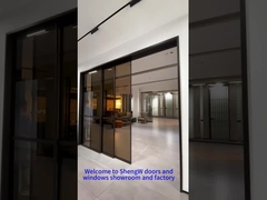 Pintu geser ganda kaca abu-abu