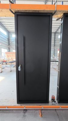 Pintu halaman luar rumah modern revolusi